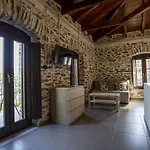 Thalia Traditional Konukevi 3*