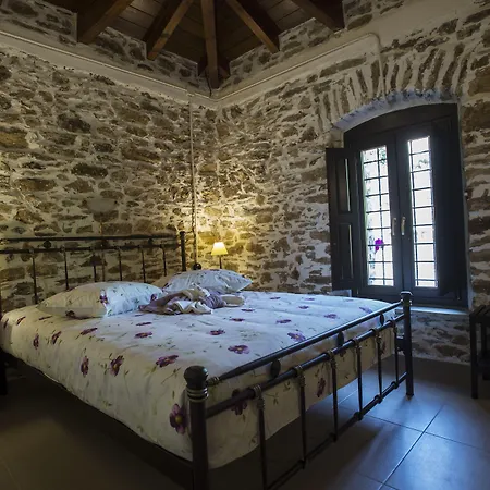 Thalia Traditional Promirion