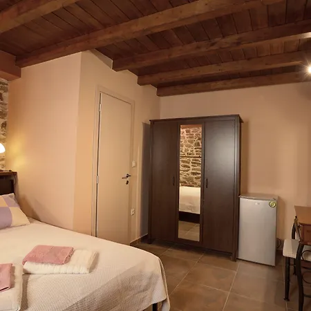 Гостевой дом Thalia Traditional Promirion