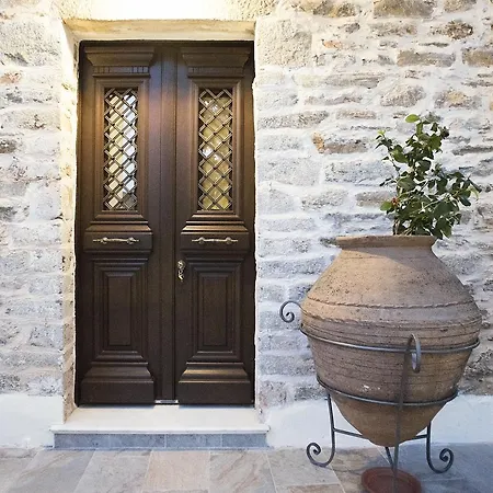 Thalia Traditional Promirion