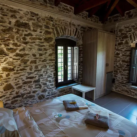 Thalia Traditional Гостевой дом Promirion